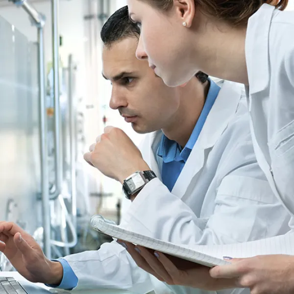 Laboratory-DirCom-Thinkstocks_credits